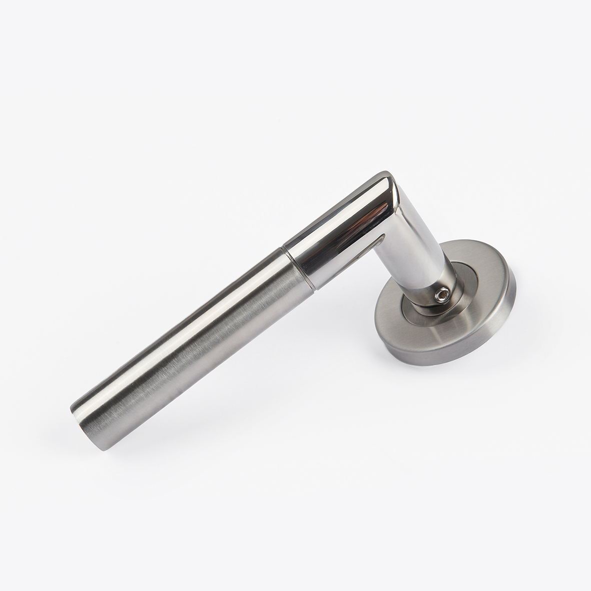 China Stainless Steel Tube Lever Door Handles