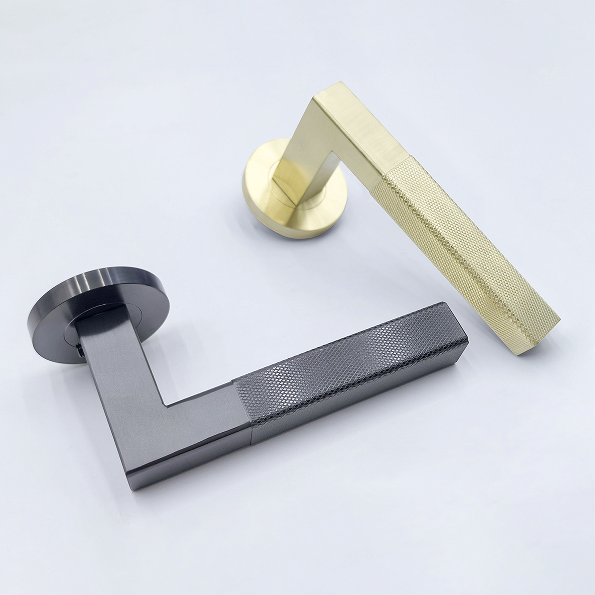 Modern Minimalist Anti-Slip & Fingerprint-Free Square Knurled handle 