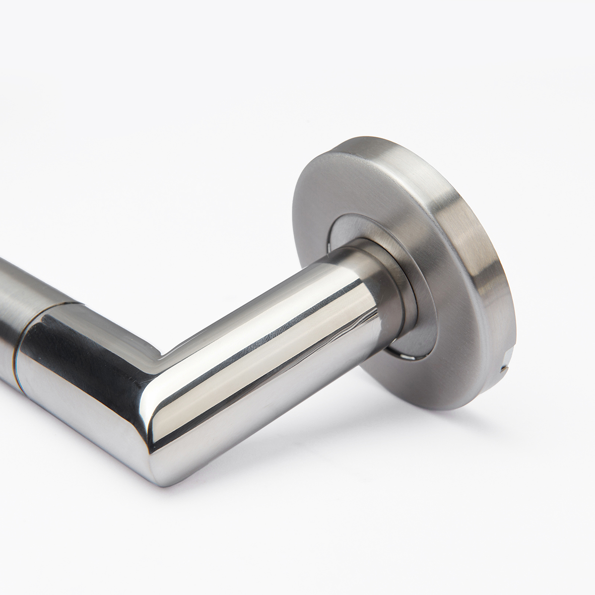 China Stainless Steel Tube Lever Door Handles