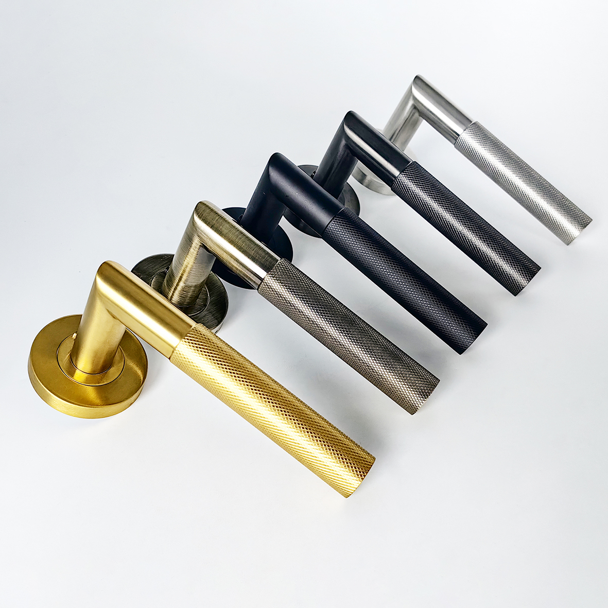 Nordic Style 304 Stainless Steel Right Angle Knurled Door Handle